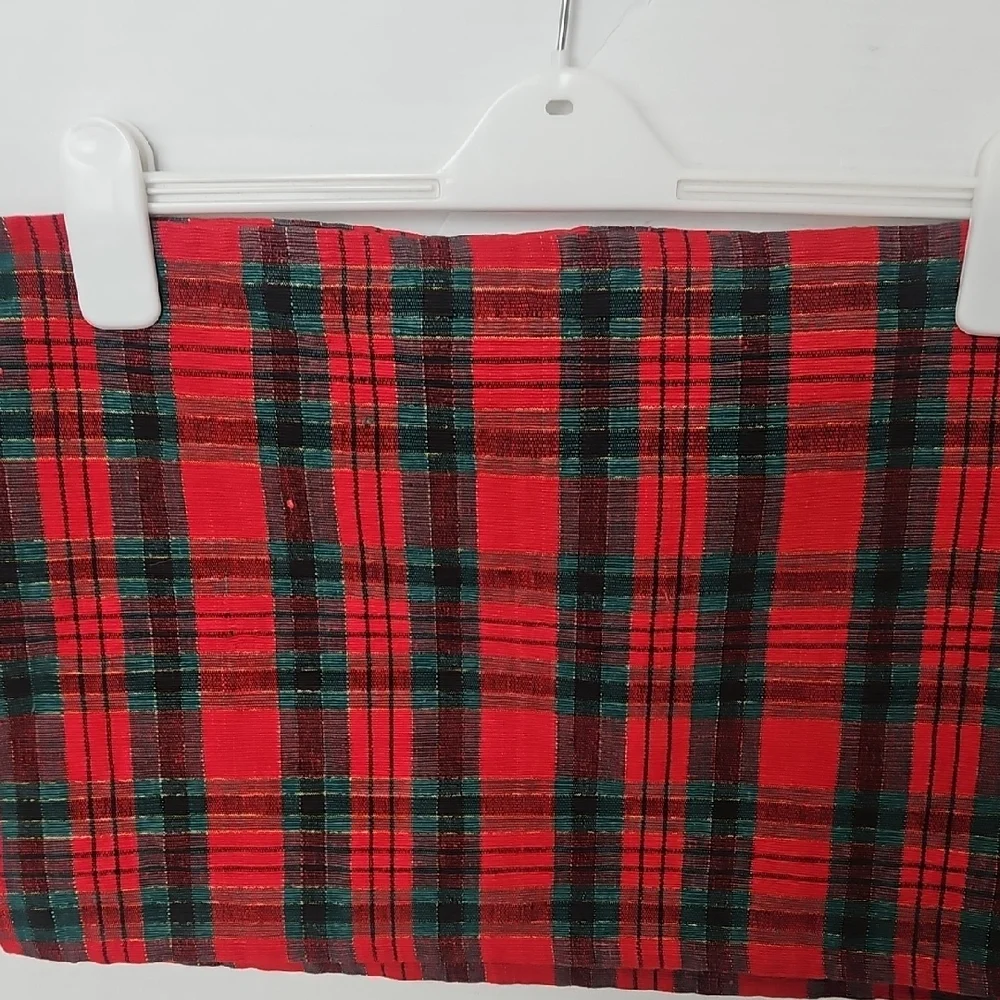 Crate & Barrel Vintage Plaid Red Green Gold Metallic Placemats Napkins Set of 4